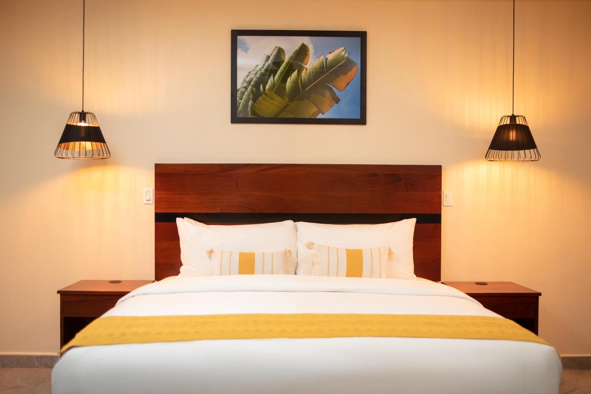 The West House Boutique Hotel San Ignacio Exteriör bild